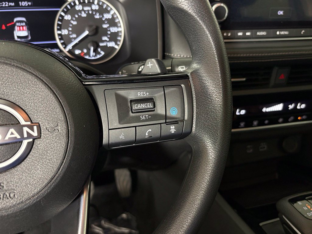 Used 2023 Nissan Rogue SV FWD image 21
