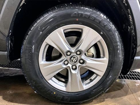 Used 2024 Toyota RAV4 XLE image 9