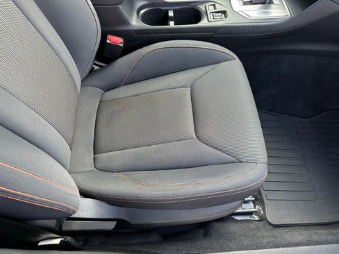 Used 2018 Subaru Crosstrek 2.0i Premium w/ Popular Package #2 image 17