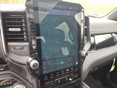 New 2025 RAM 1500 Limited AWD/4WD image 13