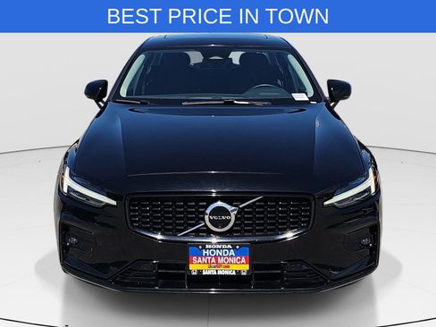 Used 2024 Volvo S60 B5 Plus FWD image 2