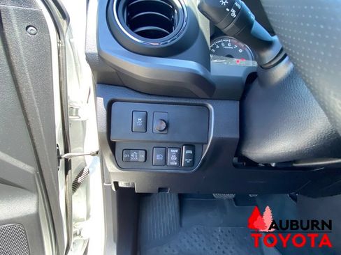 Used 2023 Toyota Tacoma TRD Sport AWD/4WD image 36