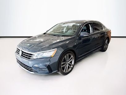 Used 2017 Volkswagen Passat 1.8T R-Line w/ R-Line Lighting Package