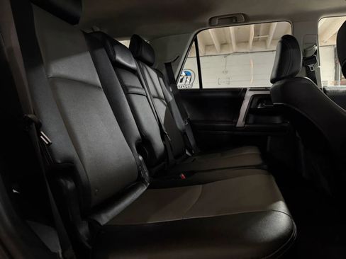 Used 2016 Toyota 4Runner SR5 Premium AWD/4WD image 11