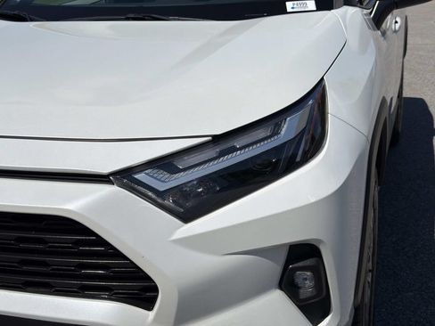 Used 2023 Toyota RAV4 XLE Premium FWD image 10