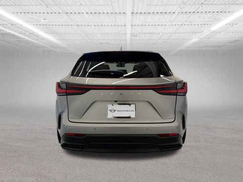 Used 2024 Lexus NX 350 AWD image 4