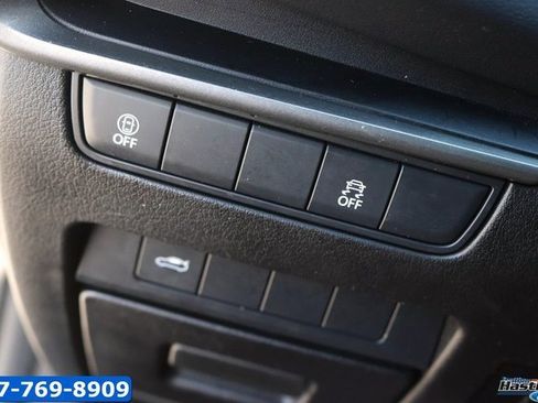 Used 2022 MAZDA MAZDA3 Sedan image 20