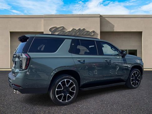 Used 2025 Chevrolet Tahoe RST w/ Comfort Package RWD image 3