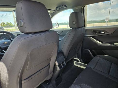 New 2026 Chevrolet Equinox LT w/ Safety and Technology Package FWD image 10