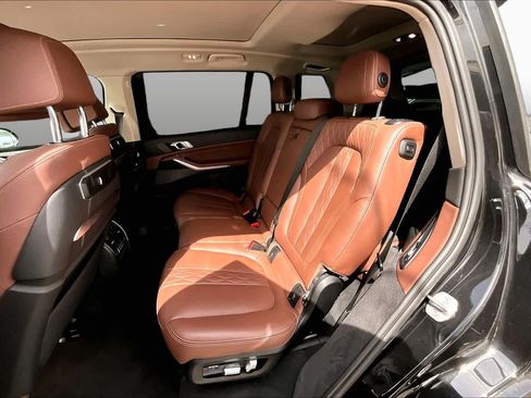 Used 2024 BMW X7 xDrive40i w/ Executive Package AWD/4WD image 21
