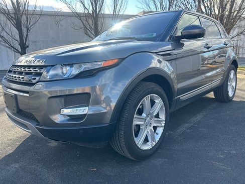 Used 2015 Land Rover Range Rover Evoque Pure Plus image 6