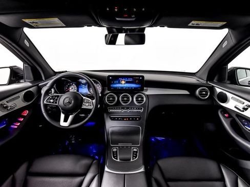 Certified 2022 Mercedes-Benz GLC 300 image 3