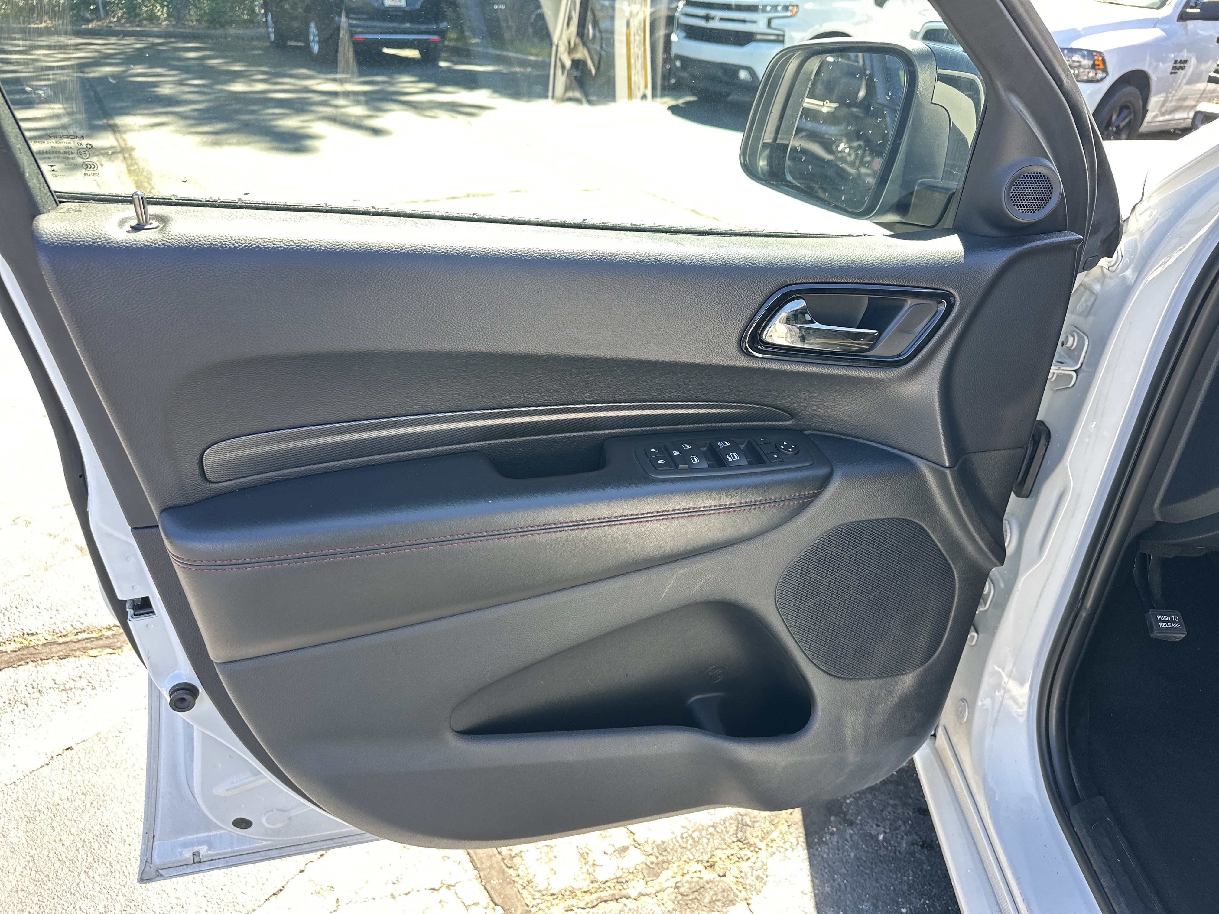 Used 2025 Dodge Durango GT AWD/4WD image 11