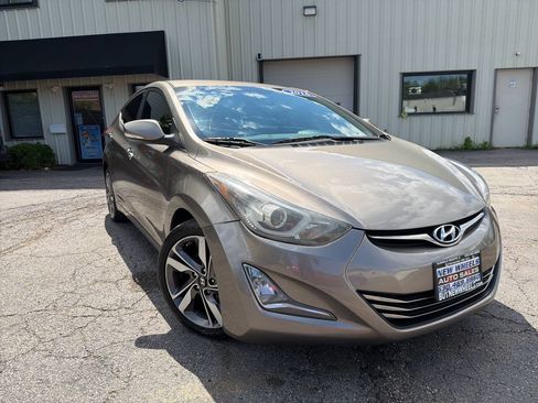 Used 2016 Hyundai Elantra Limited FWD image 8
