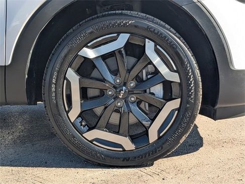 Certified 2025 Kia Telluride S image 11