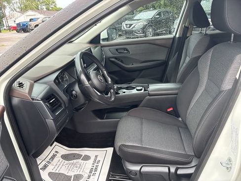 Used 2022 Nissan Rogue S AWD/4WD image 8