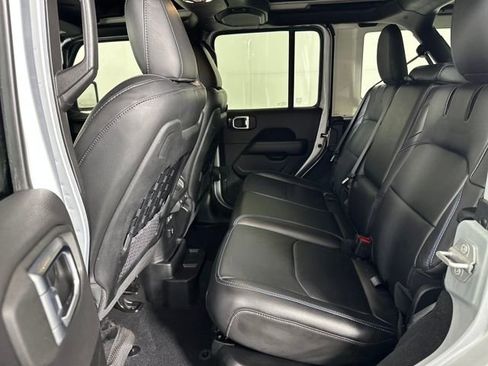 Used 2022 Jeep Wrangler Unlimited Rubicon 4xe w/ Steel Bumper Group image 25