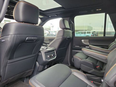 New 2025 Ford Expedition Tremor image 15