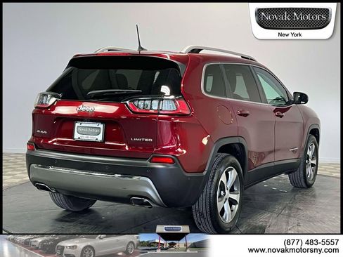 Used 2021 Jeep Cherokee Limited image 8