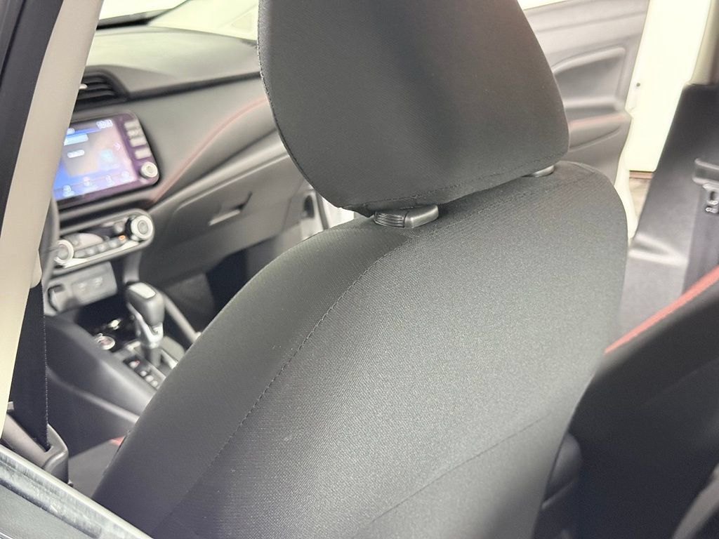 Certified 2025 Nissan Versa SR w/ Trunk Package FWD image 21