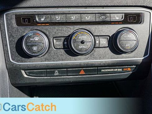 Used 2019 Volkswagen Atlas SE w/ Towing Package image 39