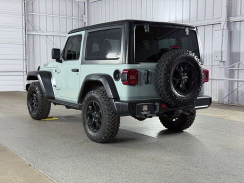 Used 2023 Jeep Wrangler Willys AWD/4WD image 9