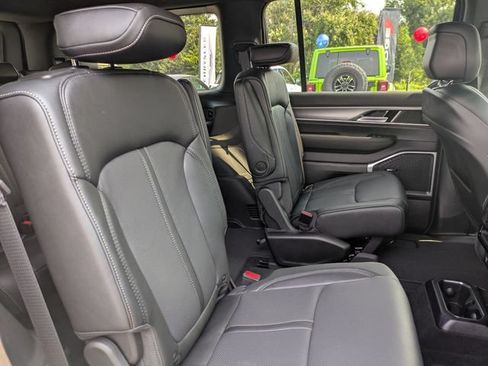 New 2026 Jeep Grand Wagoneer Limited AWD/4WD image 34