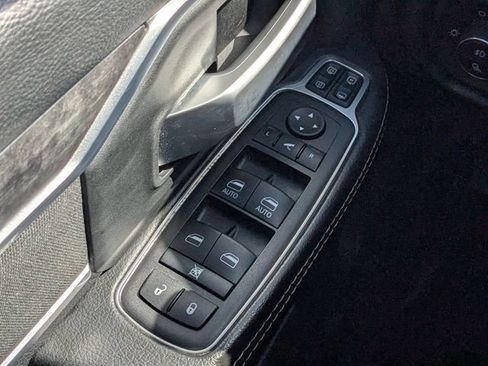 Used 2024 RAM 2500 Big Horn image 18