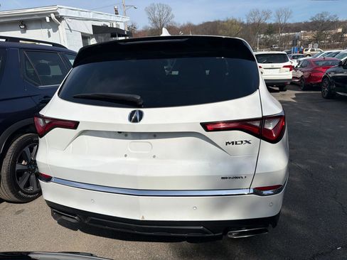 Used 2023 Acura MDX SH-AWD w/ Technology Package image 8
