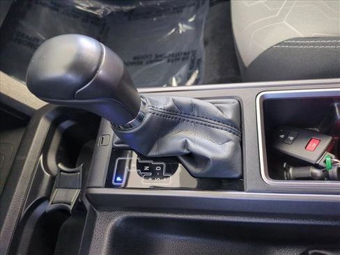 Used 2023 Toyota Tacoma TRD Sport image 12