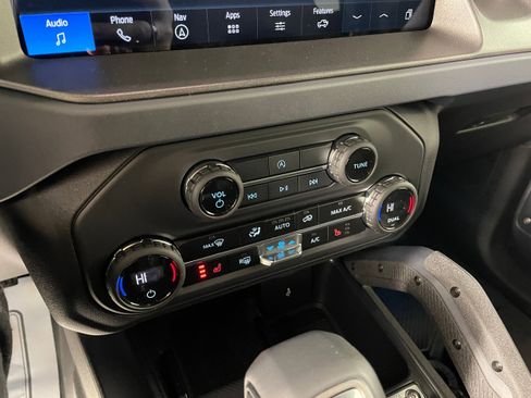 New 2025 Ford Bronco Big Bend w/ Black Diamond Package image 6