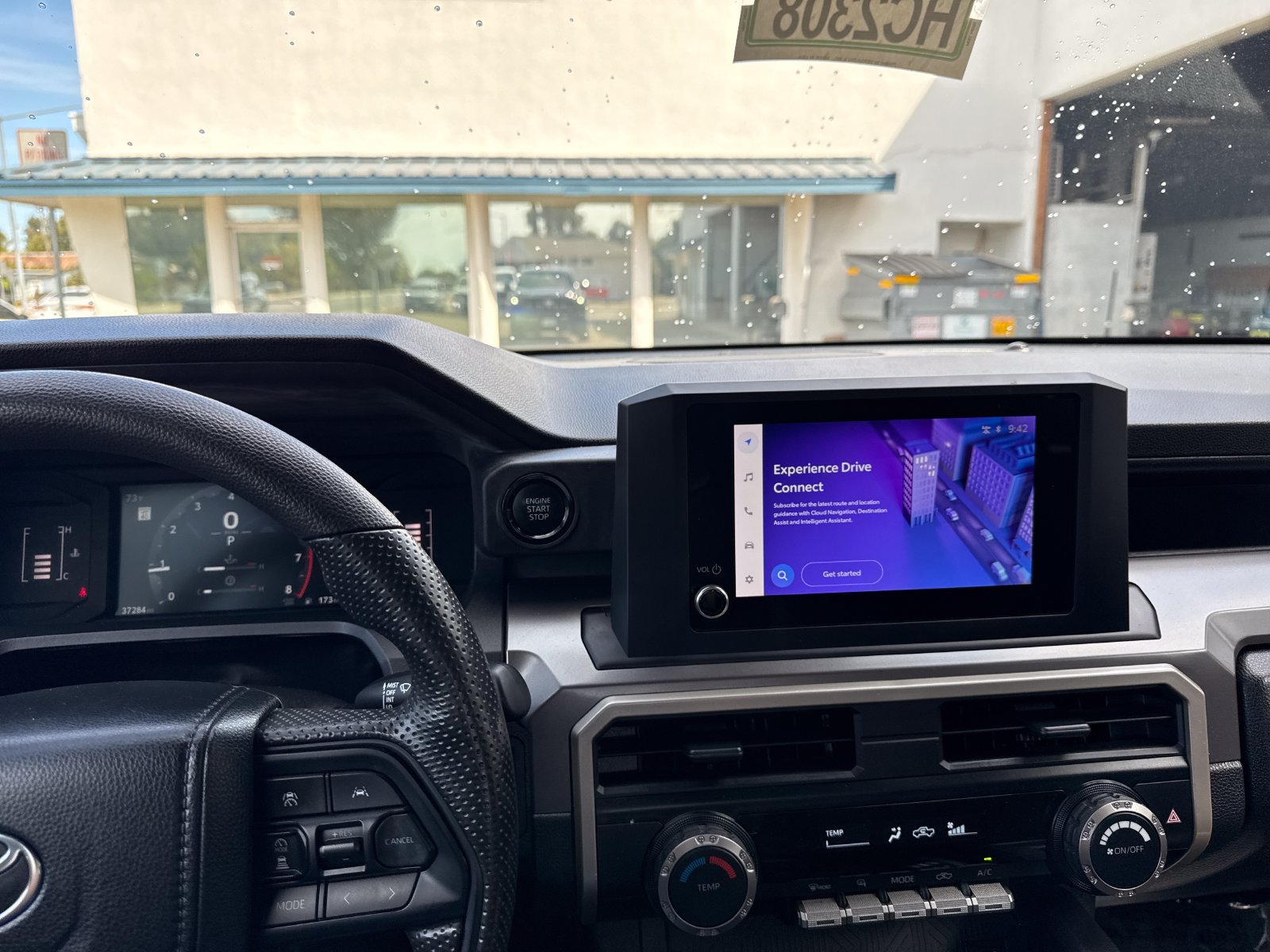 Used 2024 Toyota Tacoma SR5 AWD/4WD image 17