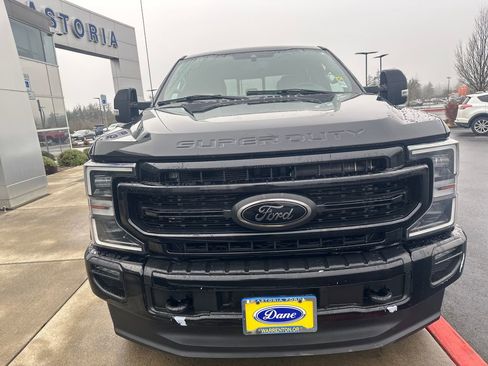 Used 2021 Ford F350 Lariat image 7