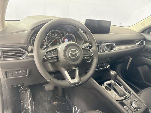 New 2025 MAZDA CX-5 AWD 2.5 S w/ Preferred Package image 4