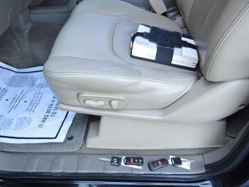 Used 2012 Nissan Frontier SL w/ Moonroof Pkg image 31