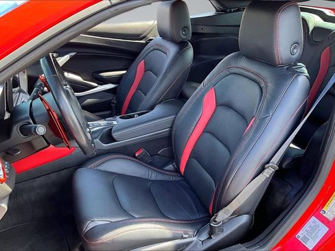 Used 2019 Chevrolet Camaro SS image 25
