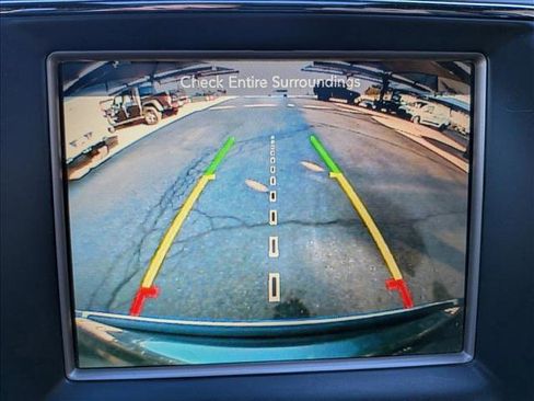 Used 2015 Jeep Grand Cherokee Limited w/ Luxury Group II image 10