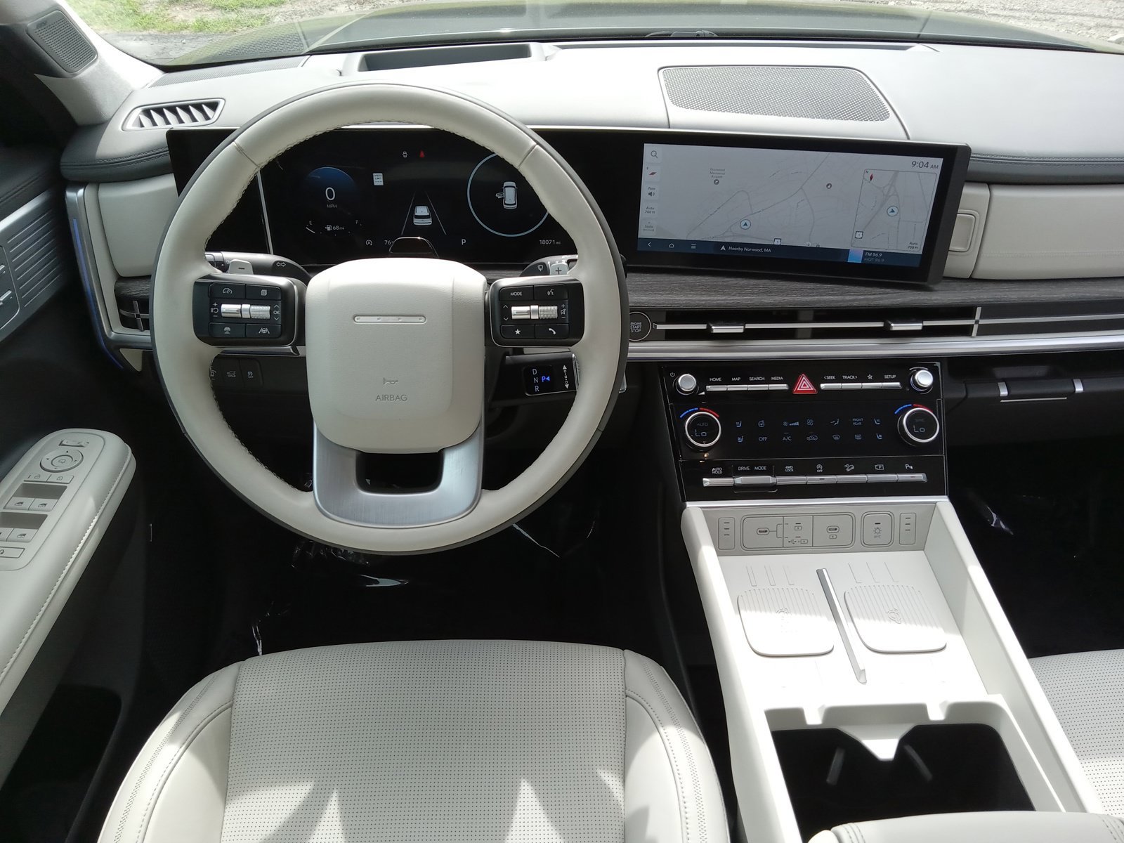 Used 2025 Hyundai Santa Fe Calligraphy AWD/4WD image 14