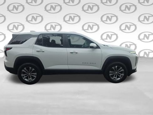 Used 2025 Chevrolet Equinox LT w/ Safety and Technology Package AWD/4WD image 12