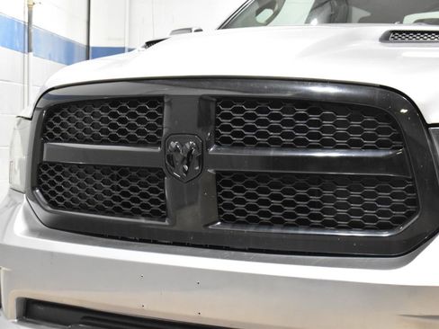 Used 2019 RAM 1500 Express w/ Wheel & Sound Group image 28