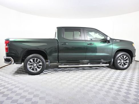 Used 2024 Chevrolet Silverado 1500 LT AWD/4WD image 8