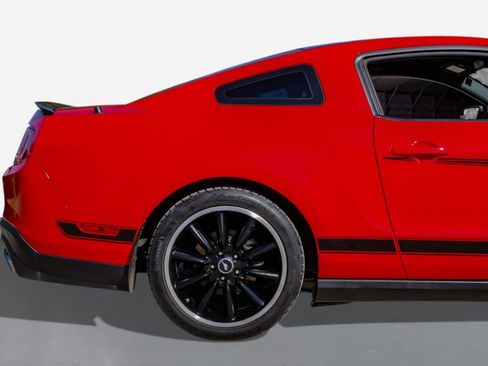 Used 2012 Ford Mustang Boss 302 w/ Boss 302 Accessory Pkg image 5