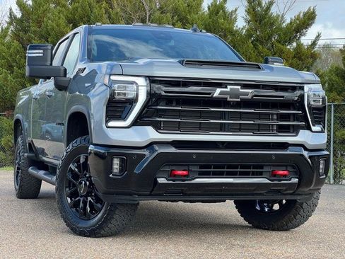 Used 2025 Chevrolet Silverado 2500 LT w/ Trail Boss Package image 90