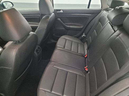 Used 2014 Volkswagen Jetta SE image 18