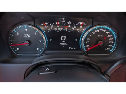 Used 2017 Chevrolet Tahoe Premier AWD/4WD image 24