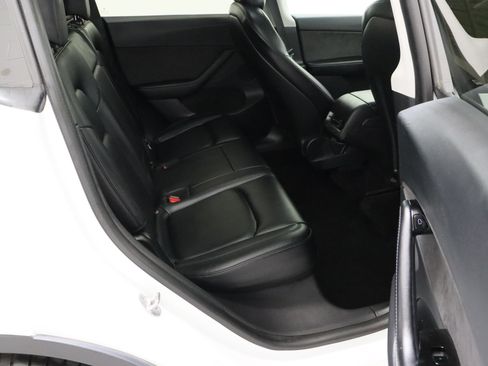 Used 2021 Tesla Model Y Performance image 33