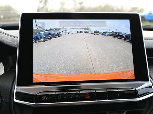 New 2026 Jeep Compass Latitude image 13