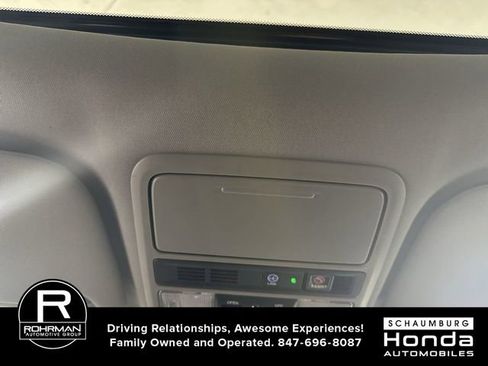 Used 2018 Honda Odyssey Elite image 10