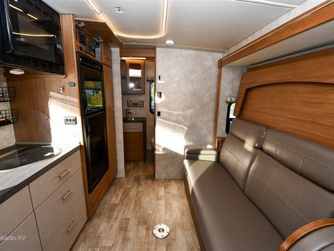 Used 2018 Mercedes-Benz Sprinter 3500 image 6