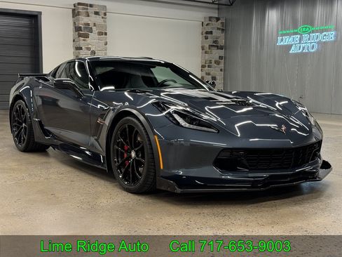 Used 2019 Chevrolet Corvette Grand Sport RWD image 1